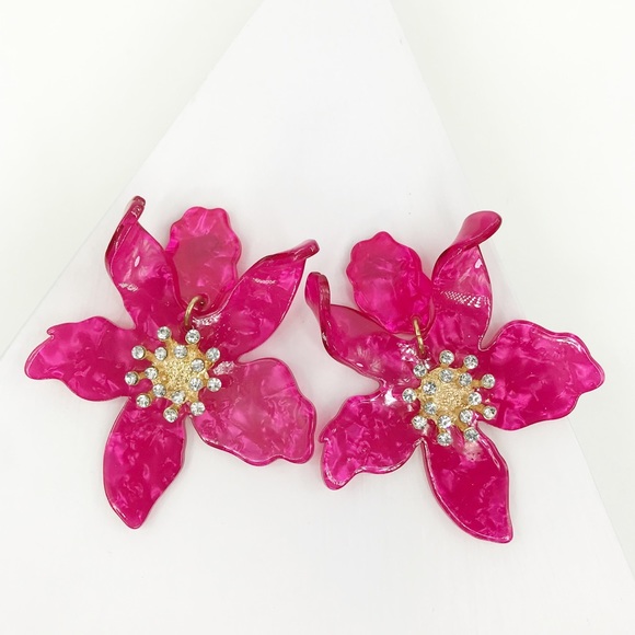 Closet Rehab Jewelry - Crystal Lily Drop Earrings in Pink